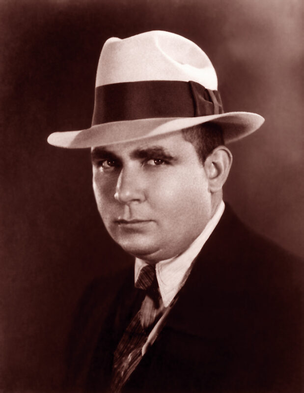robert_e_howard_suit-1857897